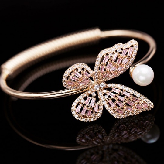 4479e465-2bcf-4f1e-9ec9-754f8fe12468.jpg Women's Vintage Hollow-Out Bracelet | Elegant Fashion Cuff Bangle Jewelry