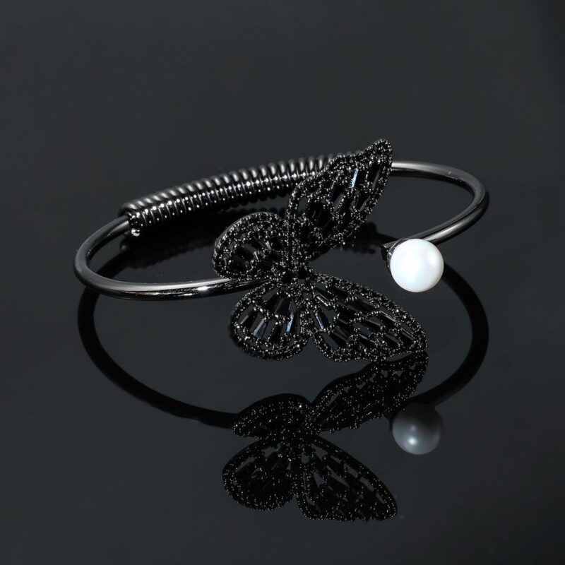 8fcd228f-0b77-408e-8e7f-76d25a66ffbe.jpg Women's Vintage Hollow-Out Bracelet | Elegant Fashion Cuff Bangle Jewelry